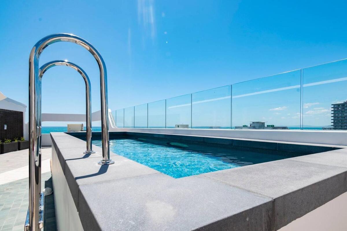 Stunning In Seapoint Cape Town
